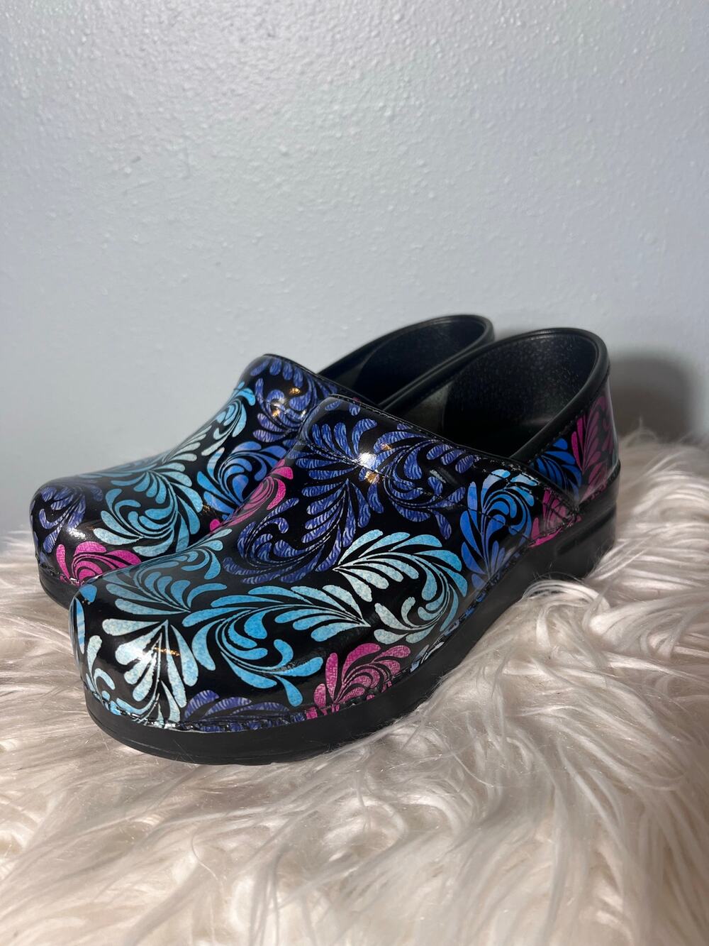 Dansko Sz 38 8.5 Clog Swirl Shoe Jewel Tone Paisley Retired Nurse Hair Stylist